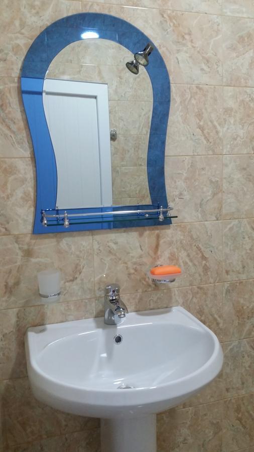 באטומי Hotel Ergo מראה חיצוני תמונה